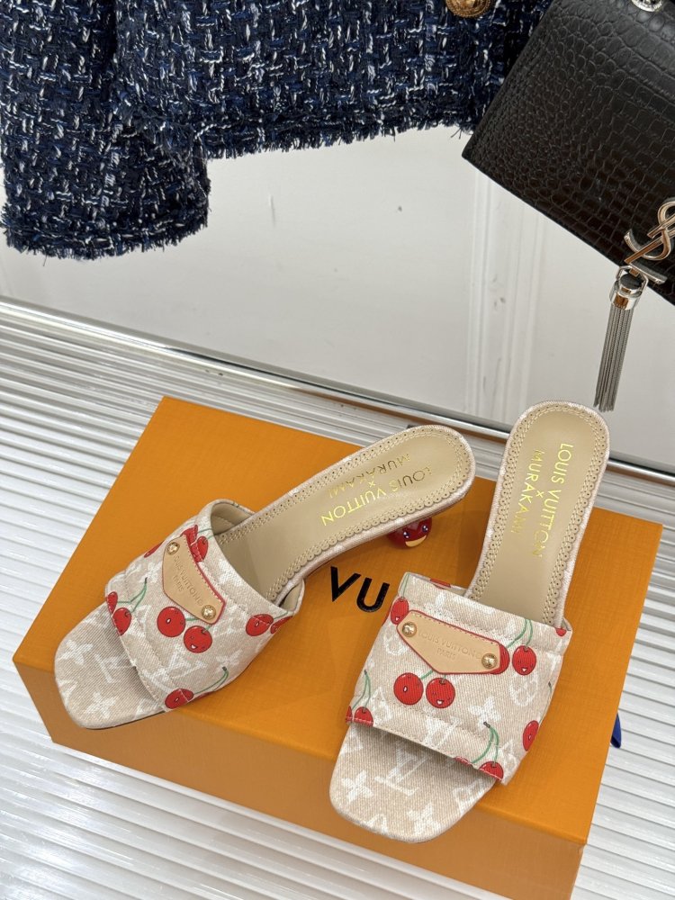 Босоніжки фото 2