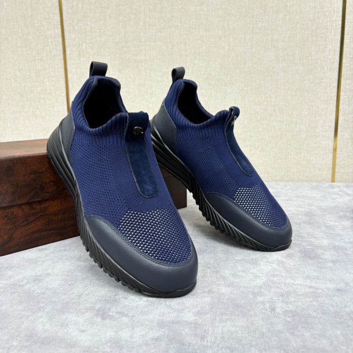 Кросівки фото 2