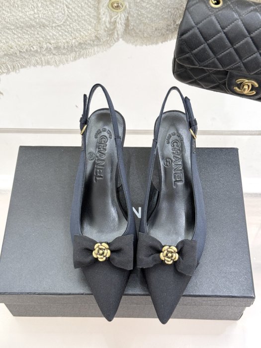 Босоножки фото 4