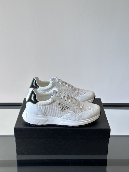 Кроссовки мужские