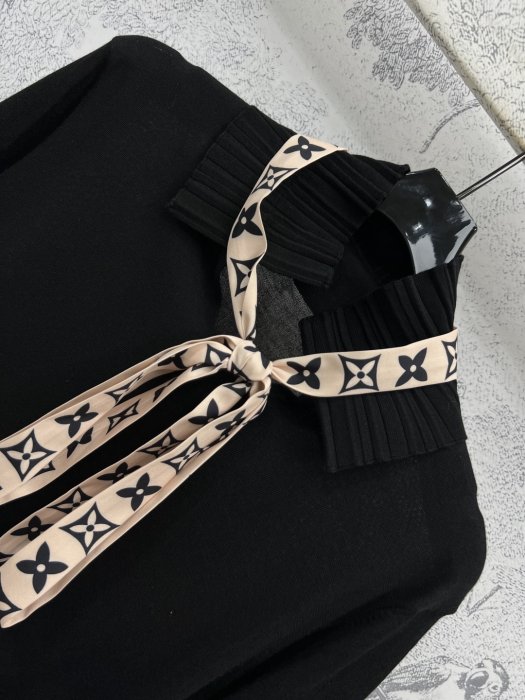 Футболка женская фото 2