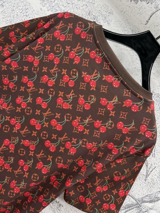 Футболка женская фото 8