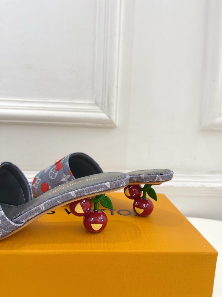 Босоніжки фото 7