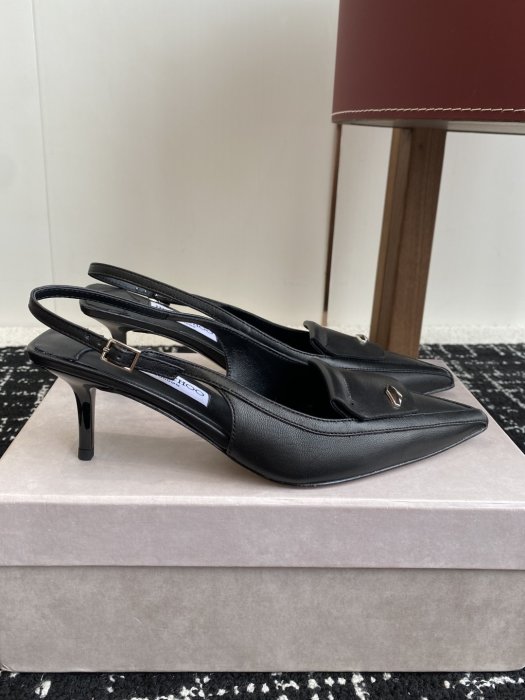 Босоножки фото 2