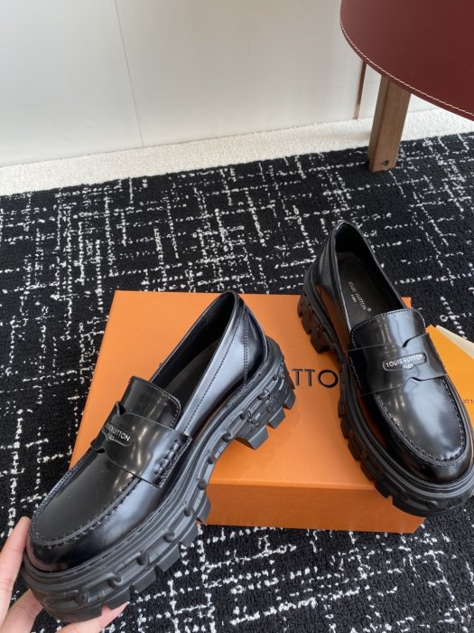 Туфли женские фото 7