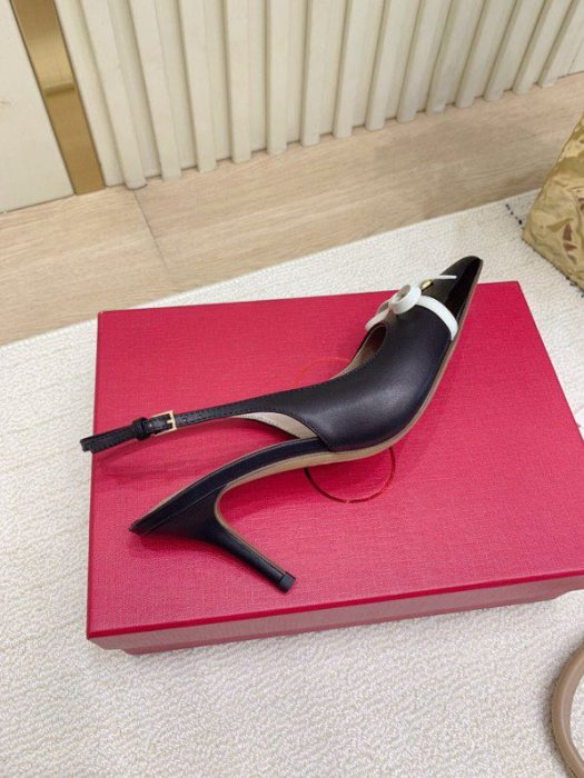 Босоножки фото 3