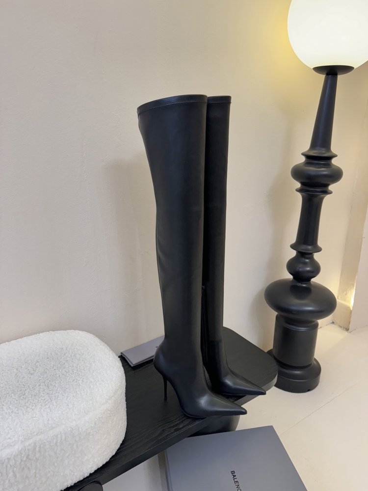 Чоботи жіночі фото 2