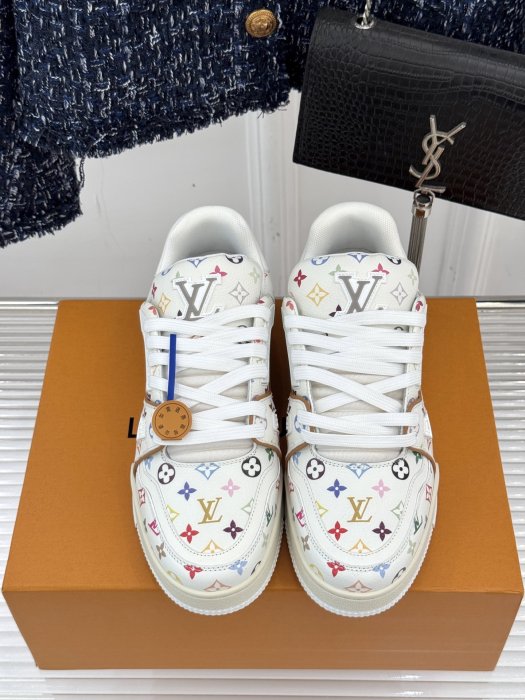 Sneakers фото 4