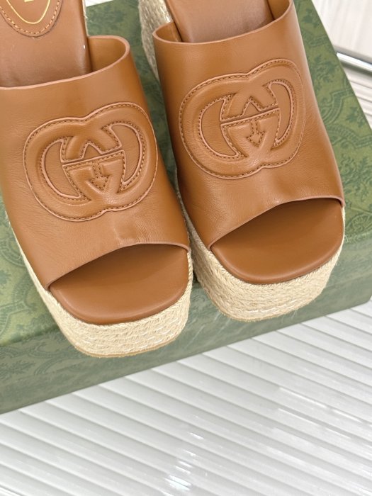 Босоніжки фото 7