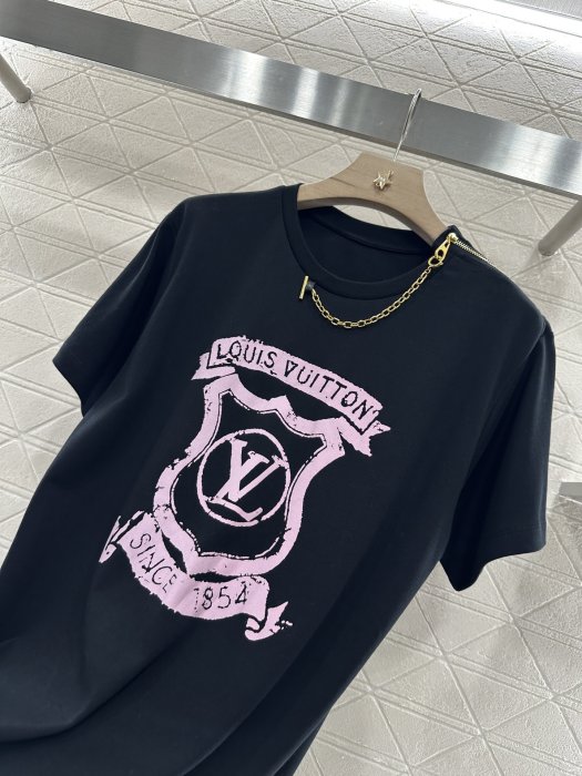 T-shirt women's фото 6