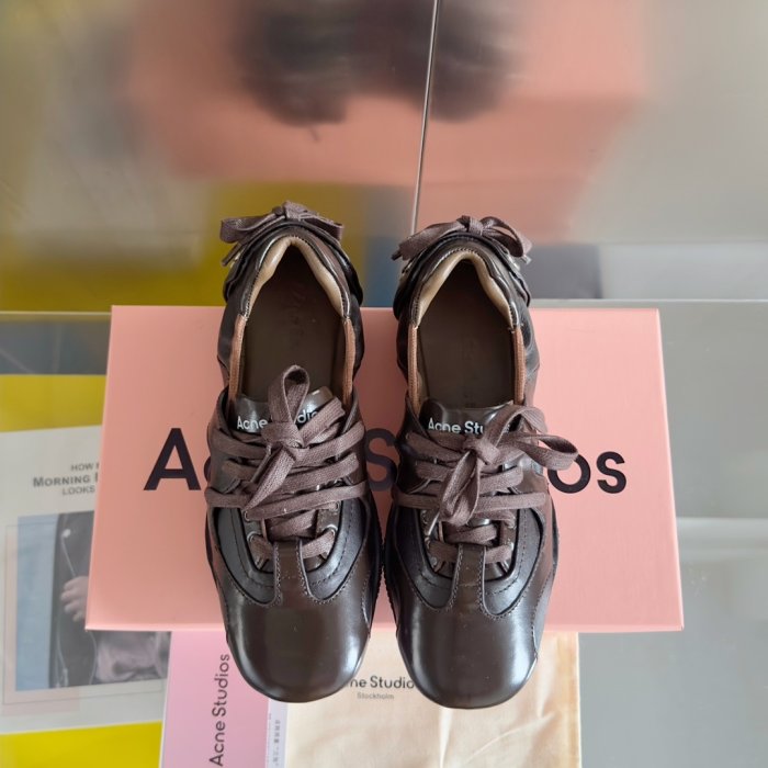 Кросівки фото 7