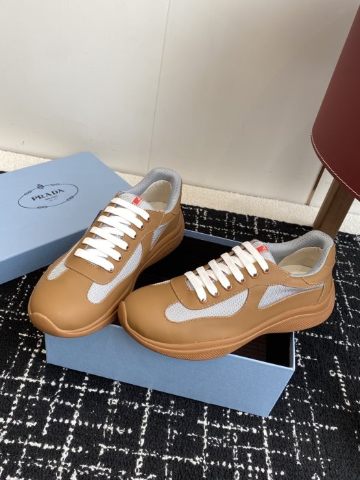 Кроссовки фото 3