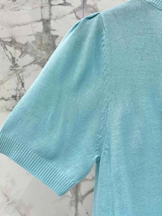 T-shirt women's фото 8