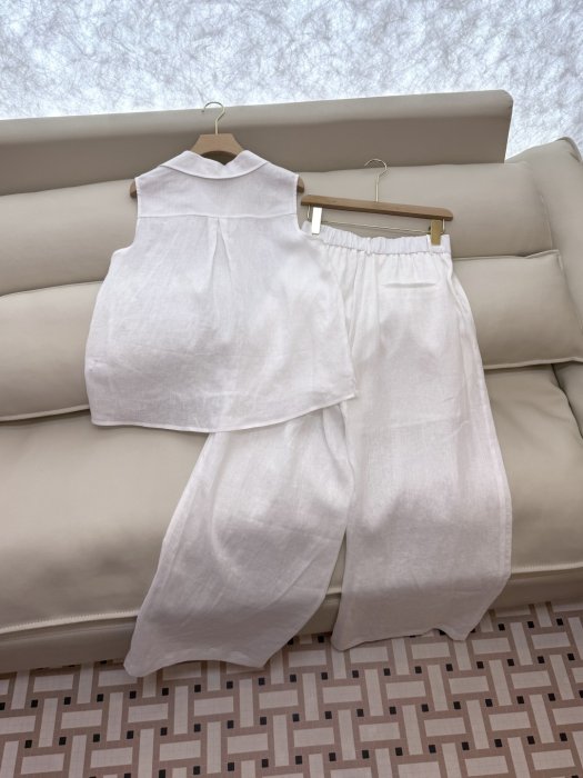 Costume female фото 4