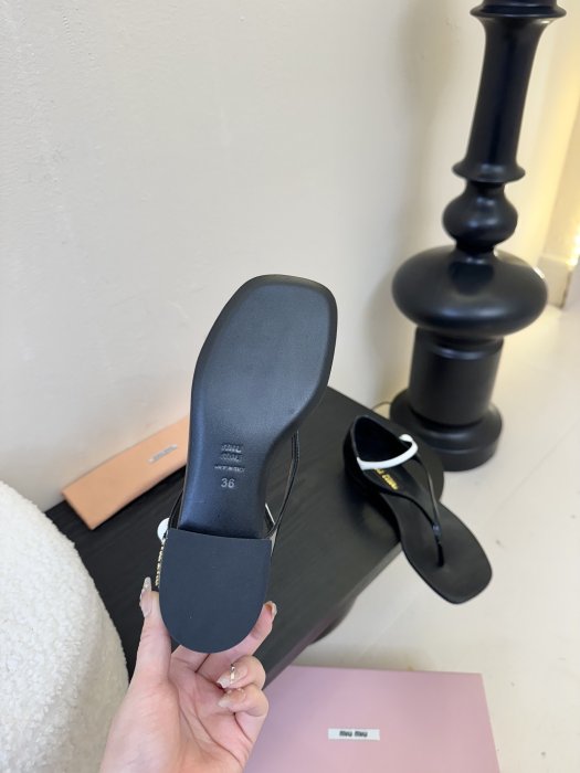 Сандалии женские фото 9