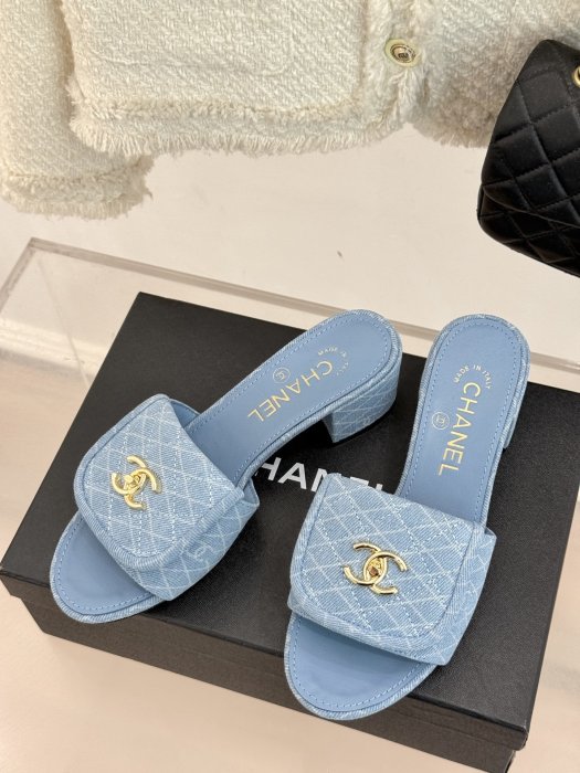 Босоножки фото 2