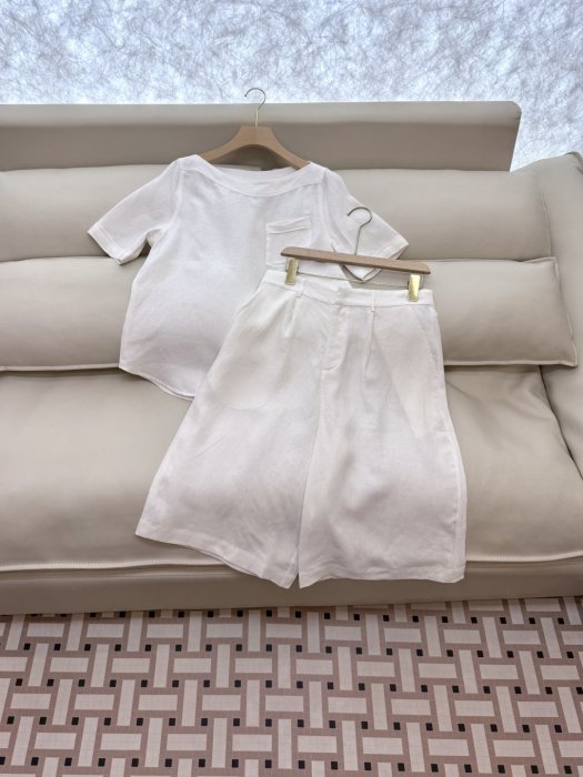 Costume female фото 3