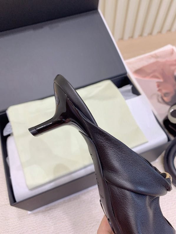 Босоножки фото 4