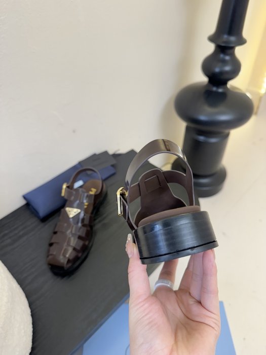 Sandals women's фото 7