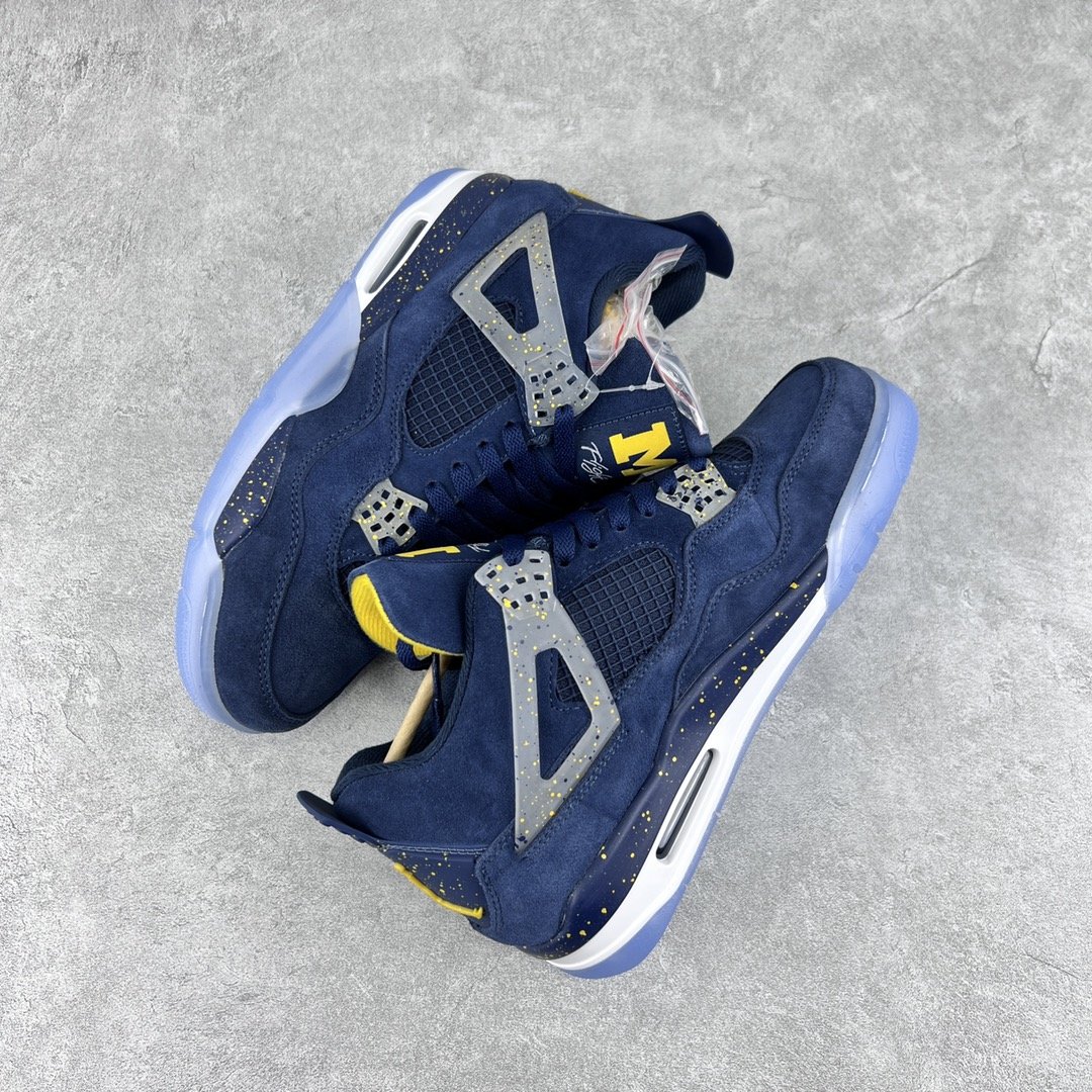 Sneakers Air Jordan 4 Retro SE University Blue фото 5