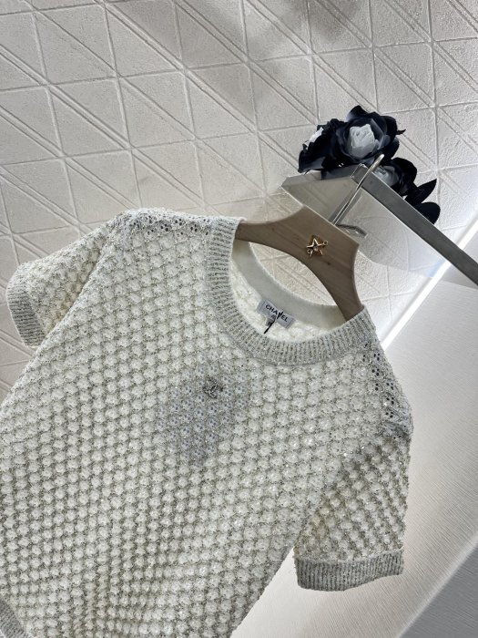 Футболка женская фото 3