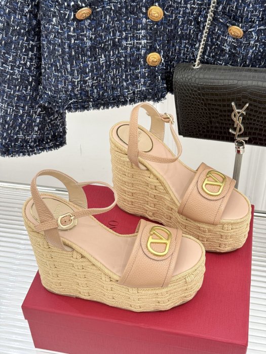 Босоніжки фото 3