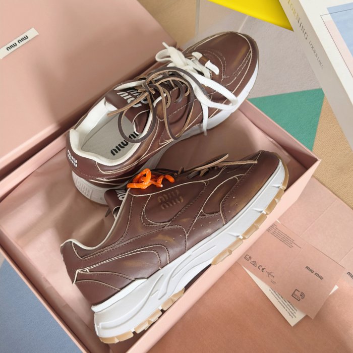 Кроссовки фото 4