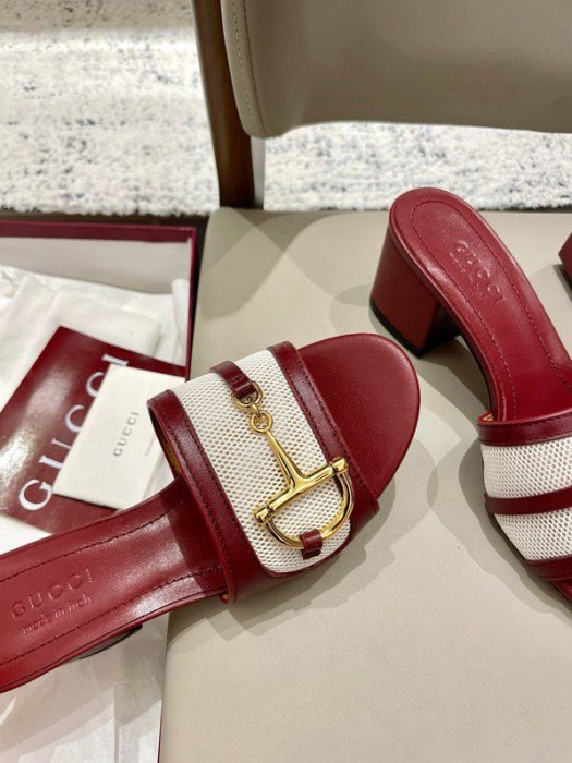 Босоніжки фото 5