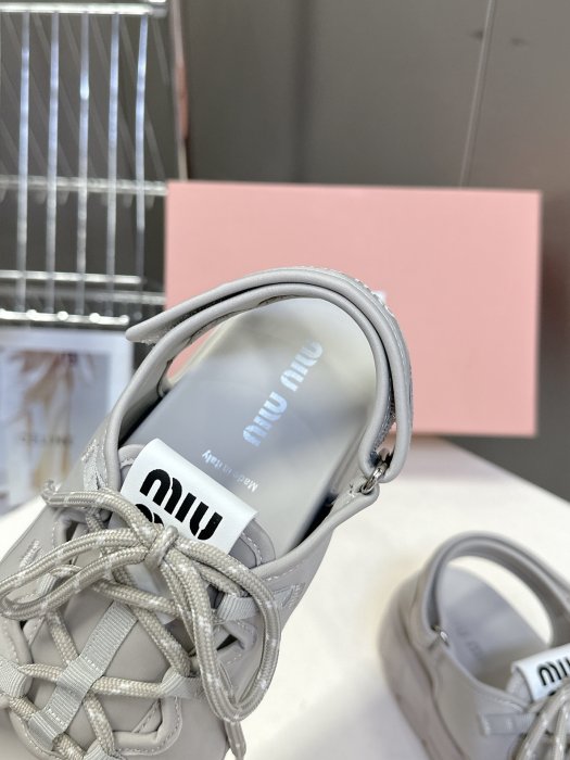 Кроссовки фото 7