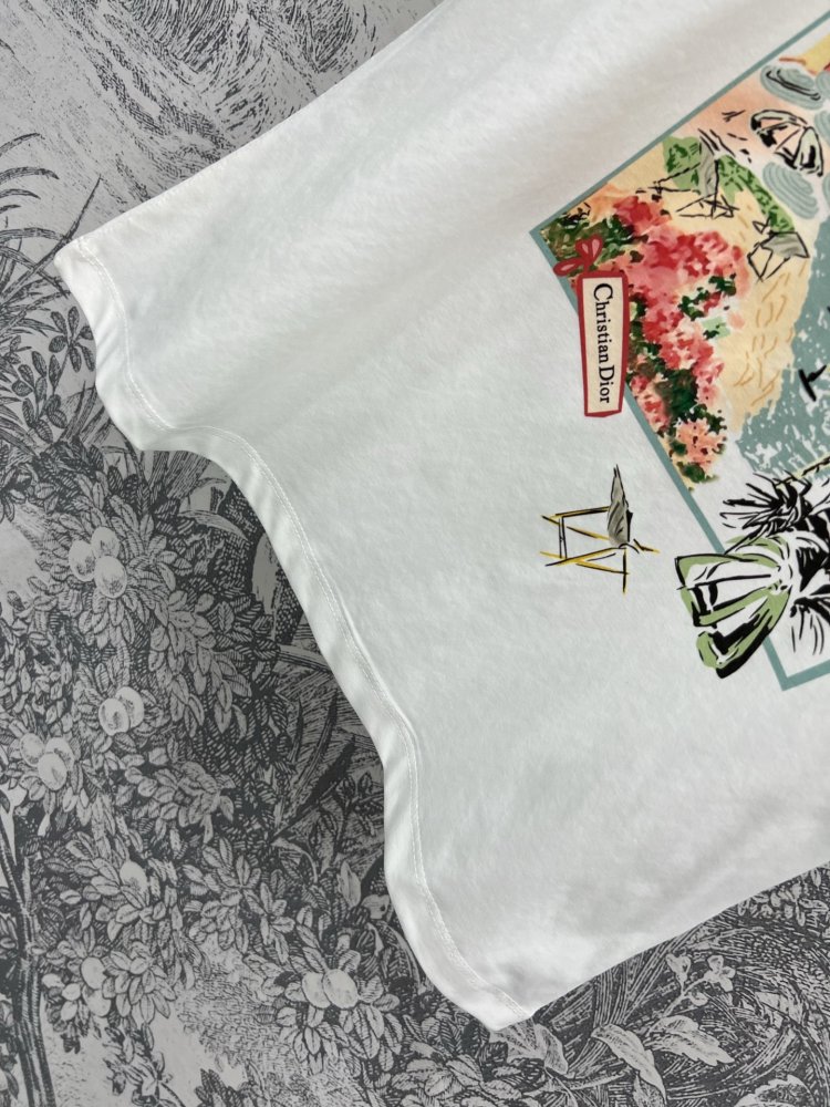 T-shirt women's фото 4