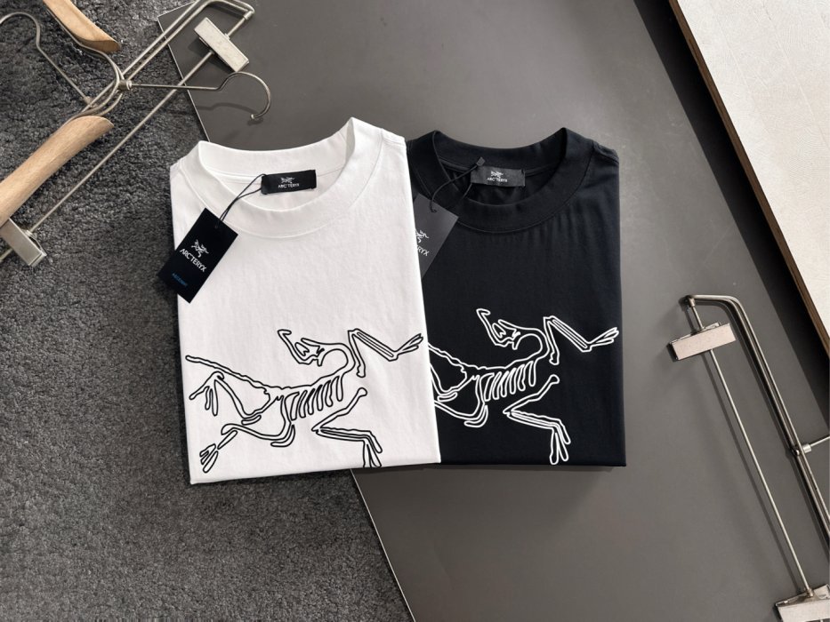 T-shirt men's фото 2