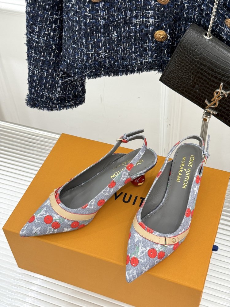 Босоножки фото 2