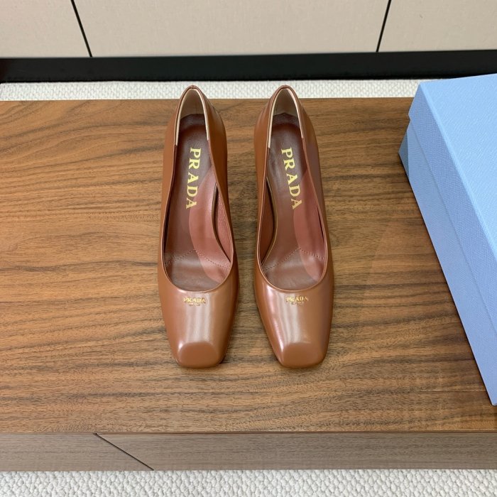 Туфли женские