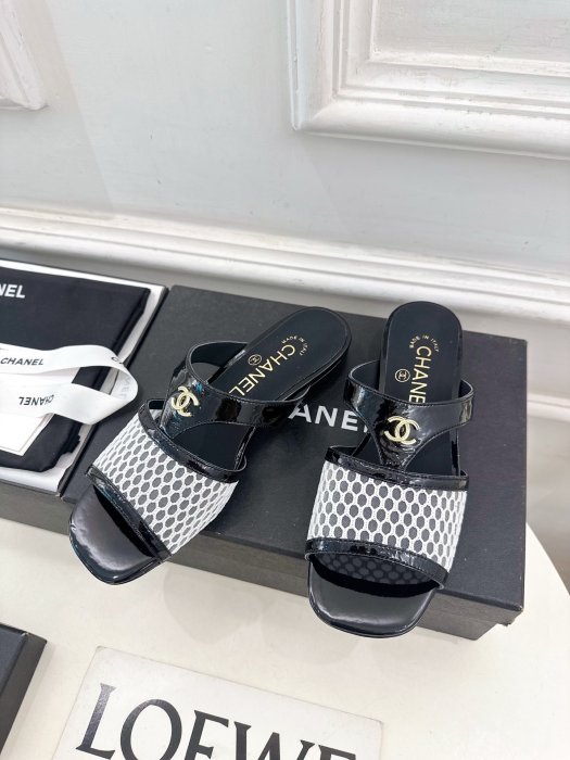 Босоножки фото 3