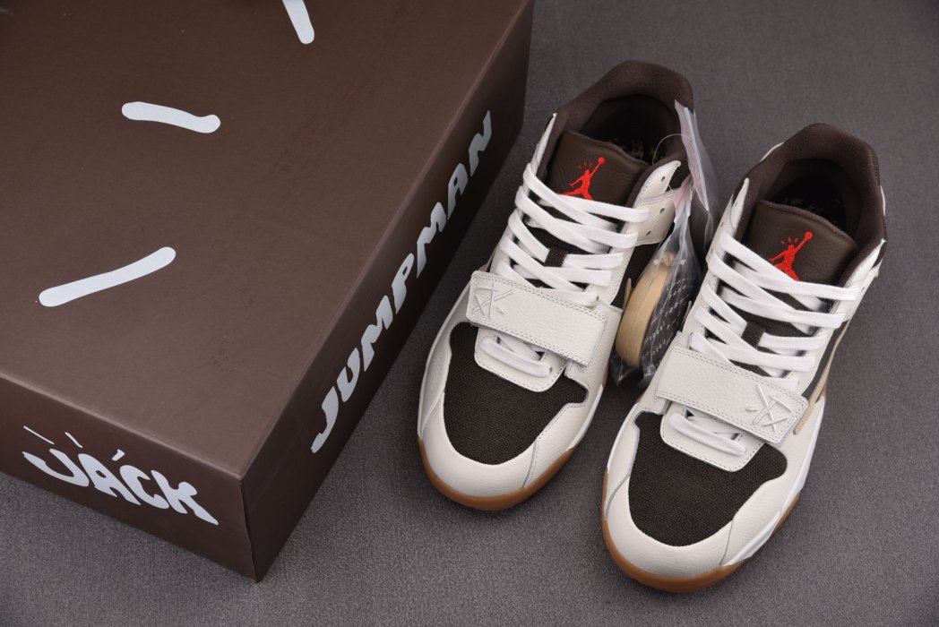 Sneakers Travis Scott x Joran Executive The Check фото 8