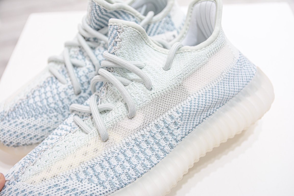 Кросівки Yeezy Boost 350 V2 Cloud White FW3043 фото 9