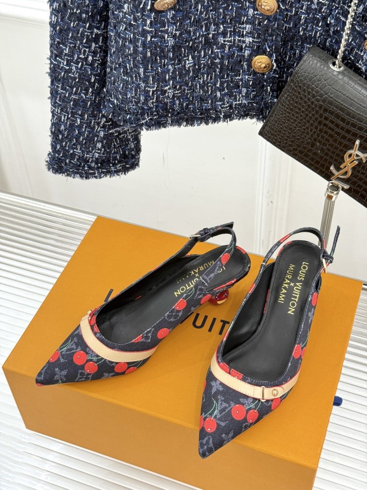 Босоножки фото 2