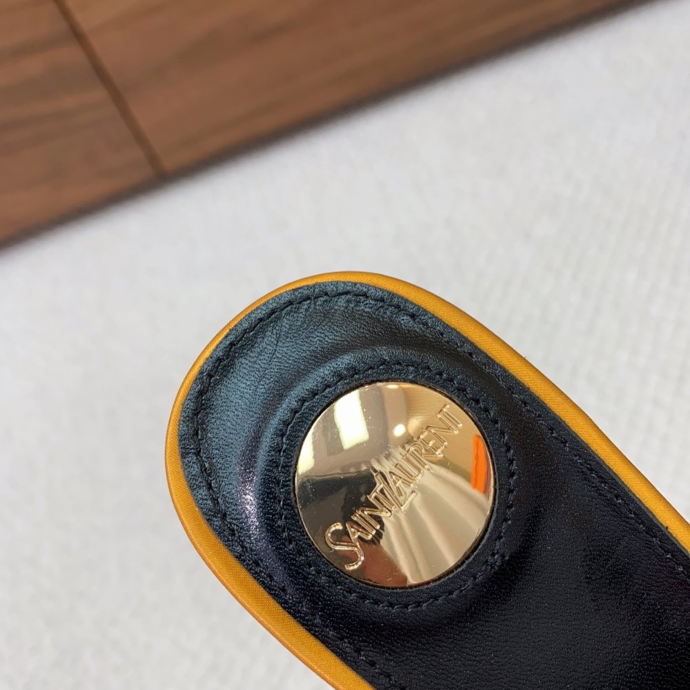 Босоножки фото 8