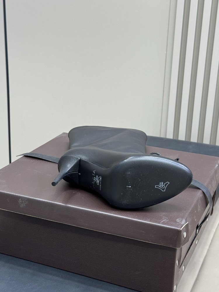 Ботильоны на высоком каблуке фото 6