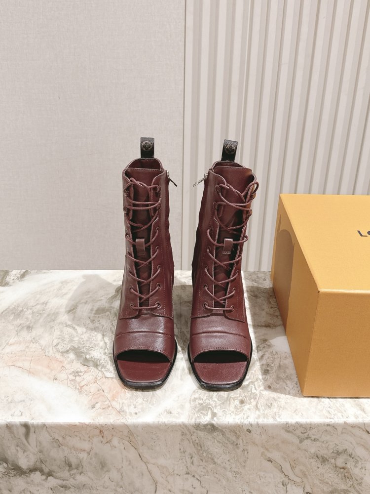 Кожаные ботильоны с открытым носком