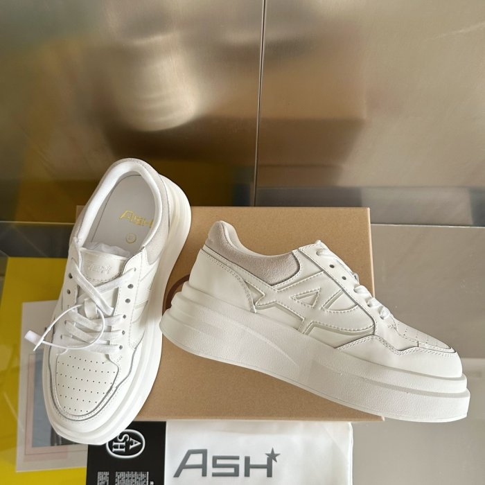 Кроссовки фото 3