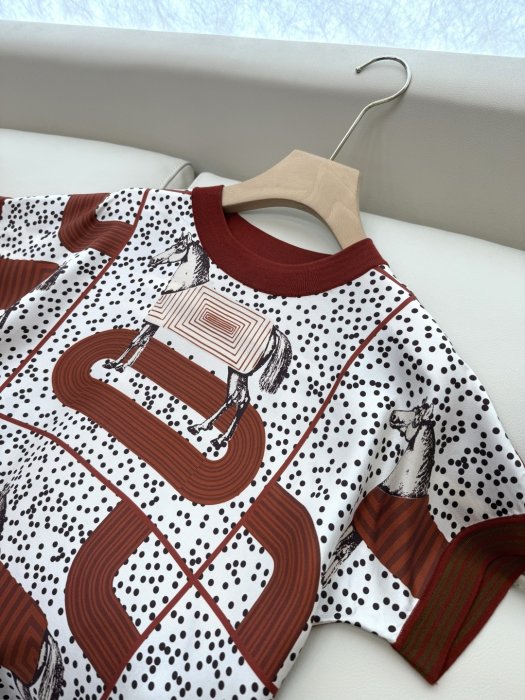 Футболка женская фото 7