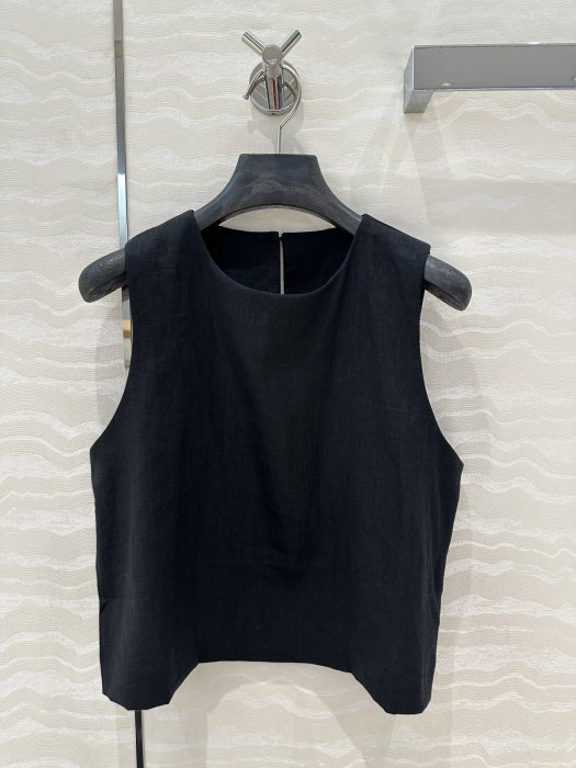 Костюм жіночий фото 2