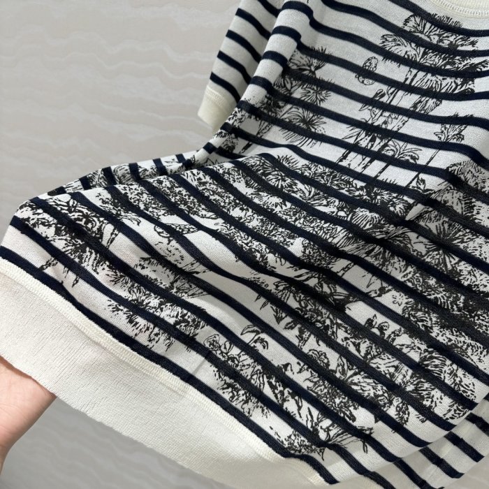 Футболка женская фото 7