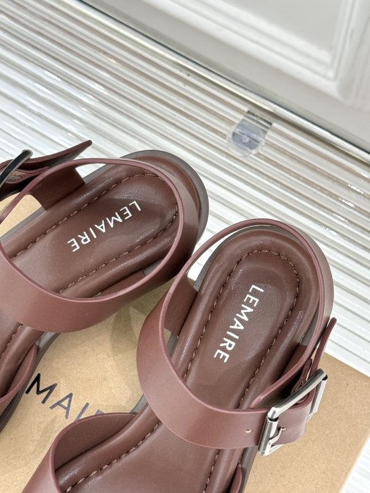 Босоножки фото 8