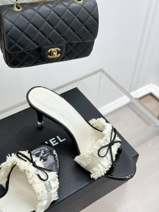 Босоножки фото 5