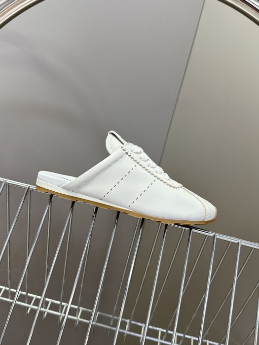 Кроссовки фото 5