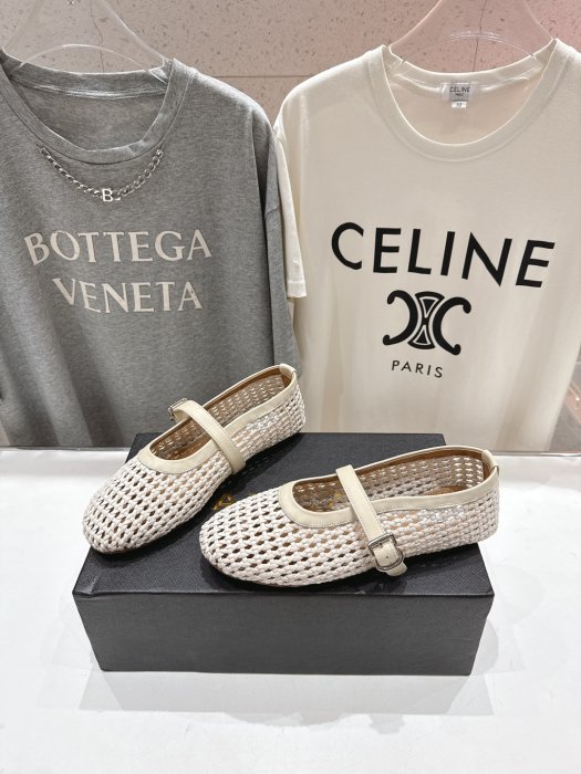 Взуття фото 3