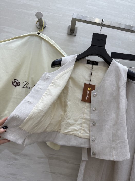 Костюм женский фото 5