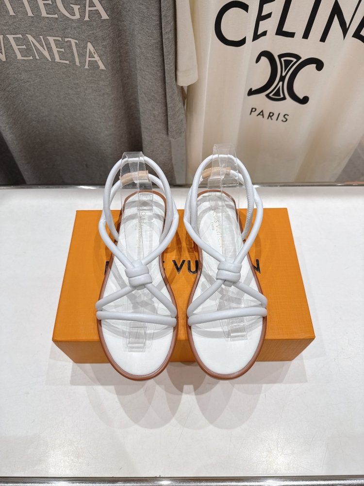 Сандалии женские